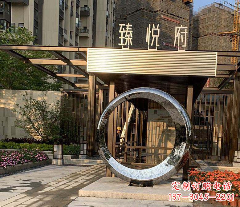 广州不锈钢小区圆环雕塑赋予小区景观更多美感
