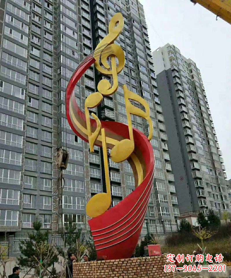 广州不锈钢小区音符雕塑传递音乐的魅力