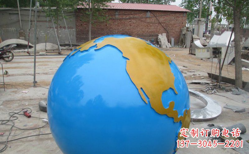 广州不锈钢校园地球雕塑象征着全球友好