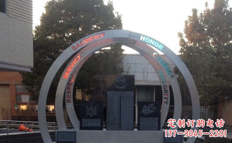 广州不锈钢艺术门圆环雕塑——精美绝伦
