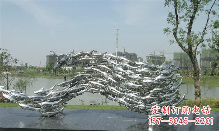 广州精美动物雕塑点缀不锈钢鱼群公园