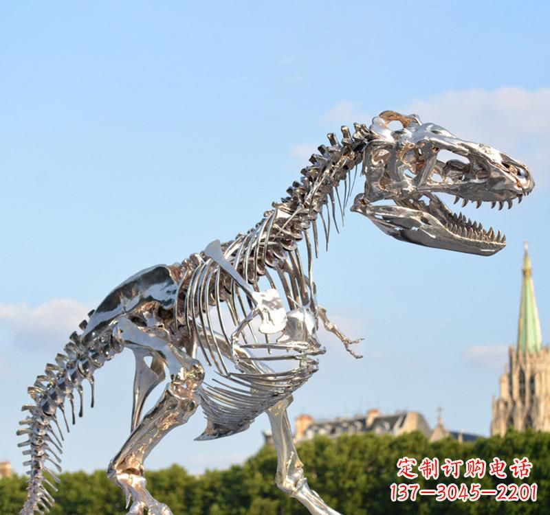 广州不锈钢恐龙雕塑精致纪念它们的存在