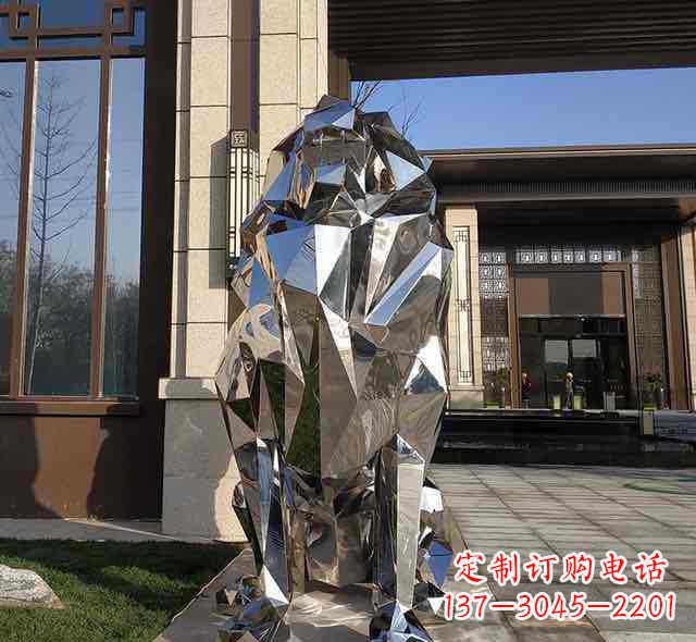 广州不锈钢狮子雕塑给园林带来神秘与力量