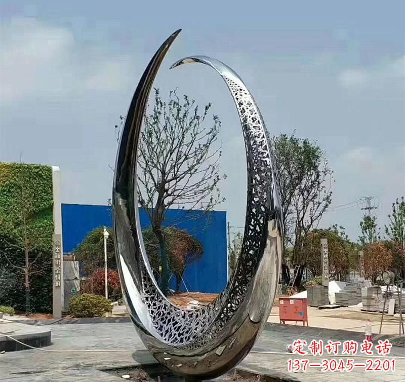 广州不锈钢圆环雕塑将艺术与实用结合