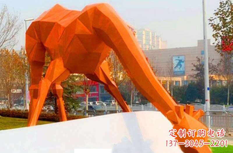 广州精致彩色不锈钢长颈鹿雕塑