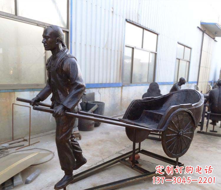 广州青铜车夫雕塑致敬车夫的贡献