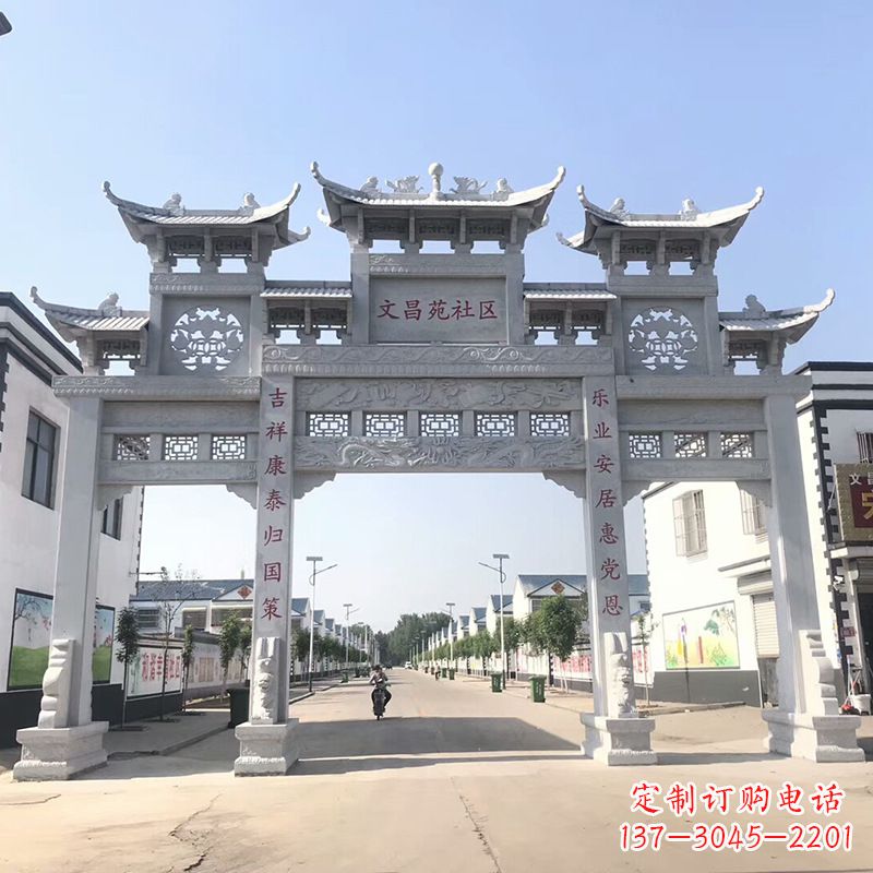 广州社区四柱雕塑——缅怀老北京的文化精髓