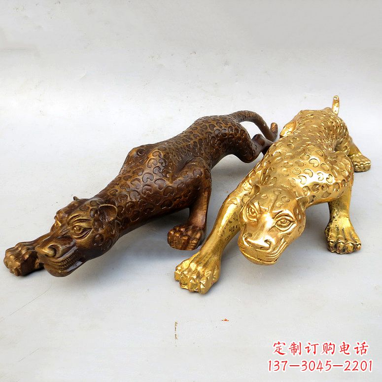广州纯铜金钱豹雕塑——完美结合精美工艺与珍贵文化