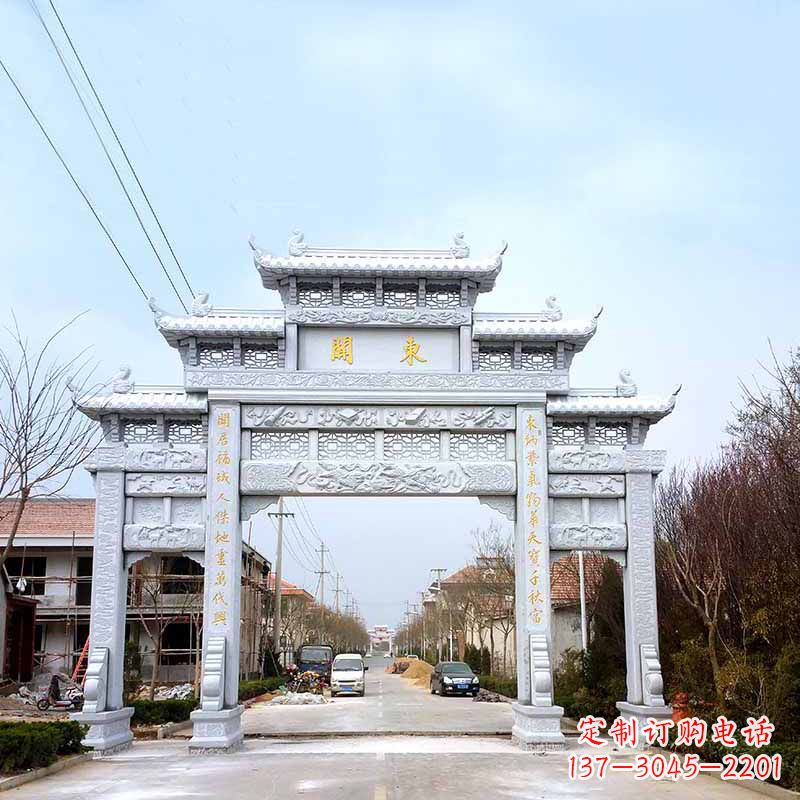 广州传承古风——村镇三门石牌坊雕塑