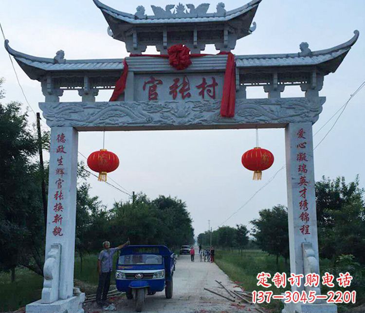 广州村庄牌坊石雕传承中华文化