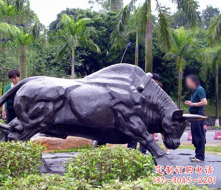 广州大型公园动物牛铜雕塑