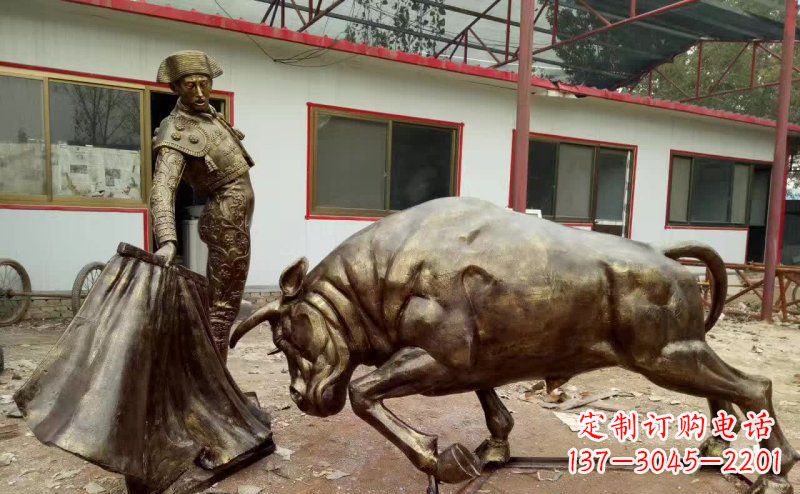 广州斗牛人物铜雕 (2)