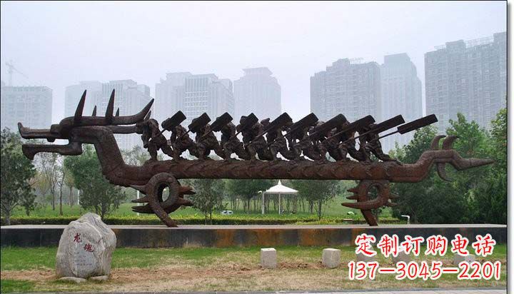 广州锻铜赛龙舟雕塑
