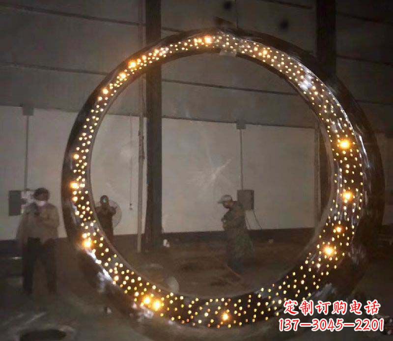 广州发光圆环不锈钢雕塑