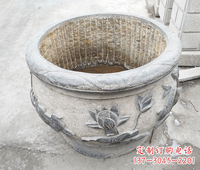 广州仿古荷花鲤鱼雕塑石水缸