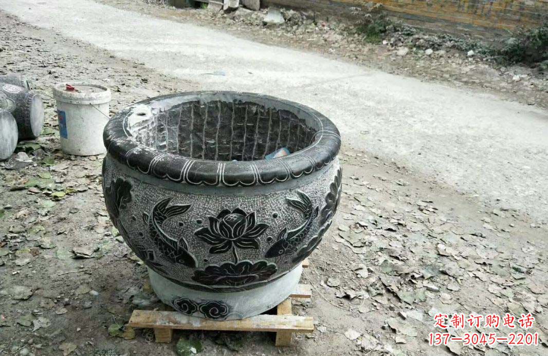 广州高雅的仿古圆形水缸石雕