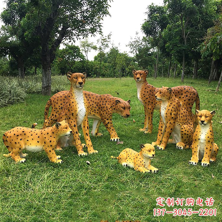 广州精美玻璃钢豹雕塑