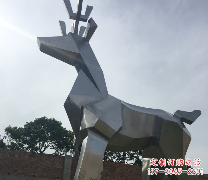 广州不锈钢几何鹿雕塑