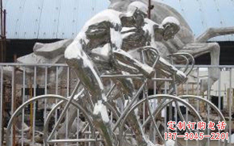广州铸造不锈钢骑自行车景观雕塑