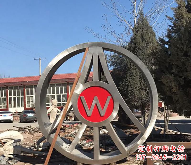 广州精美的不锈钢圆球字母景观雕塑
