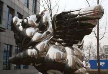 广州精美不锈钢大翅膀猪景观雕塑