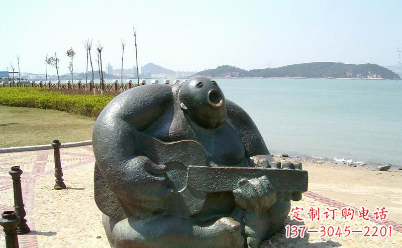 广州公园弹吉他抽象人物铜雕