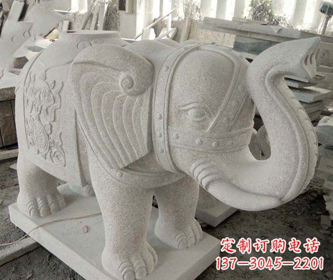 广州令人惊叹的大象石雕