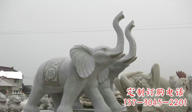 广州公园动物长鼻大象石雕