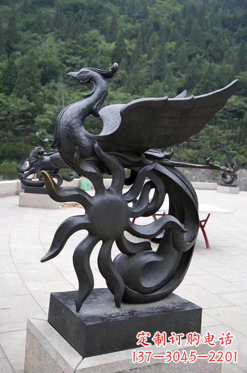 广州天四灵朱雀神鸟雕塑——象征希望的贵族精神