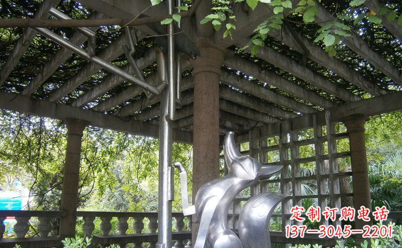 广州动物铜雕——公园狐狸与乌鸦小品