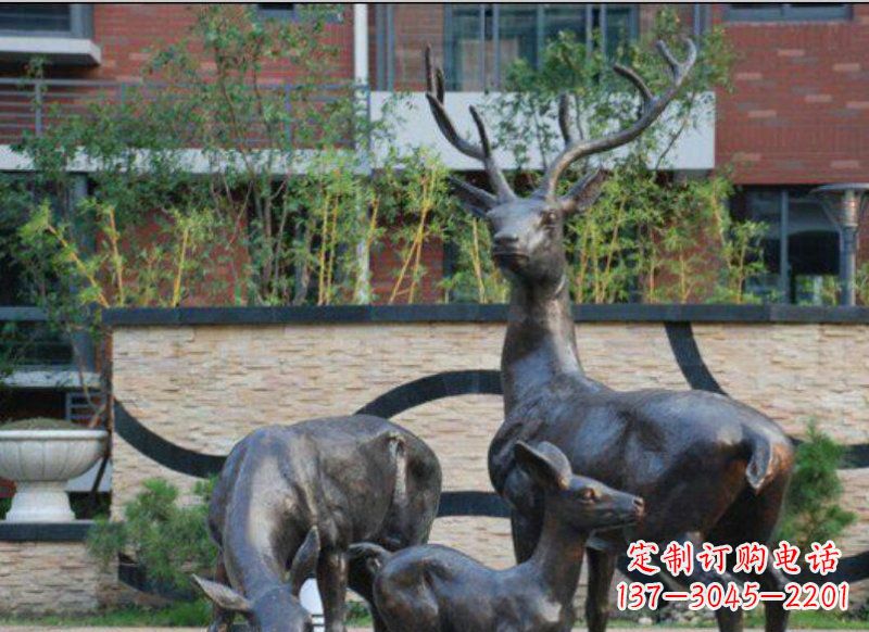 广州公园梅花鹿动物铜雕