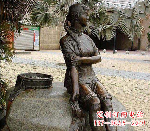 广州中领雕塑定制,洗衣服的女孩铜雕塑