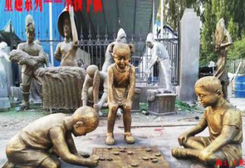 广州铜质童趣儿童下棋雕塑