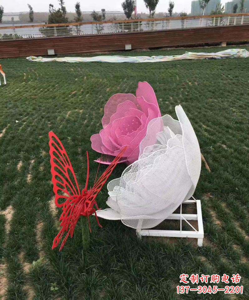 广州户外不锈钢铁艺蝴蝶花朵雕塑