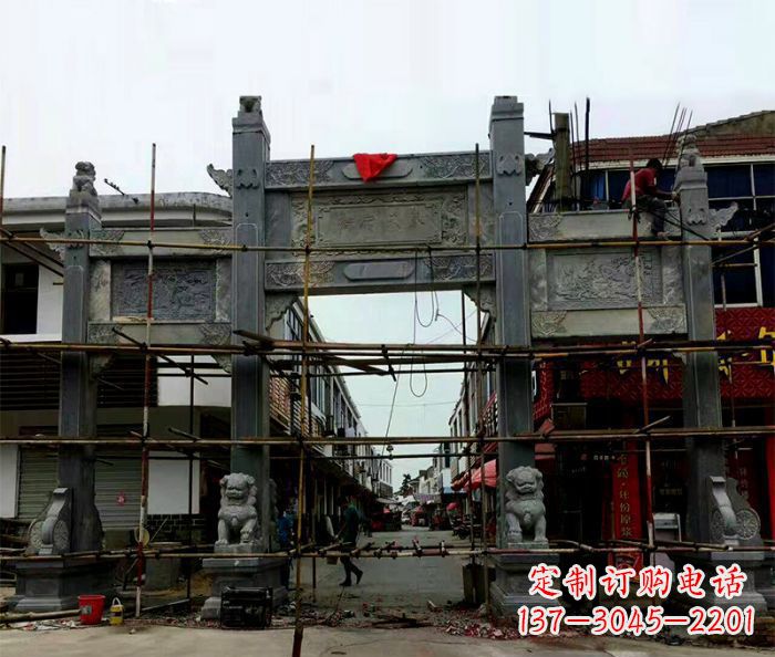 广州中领雕塑-精美街道三门石雕牌楼