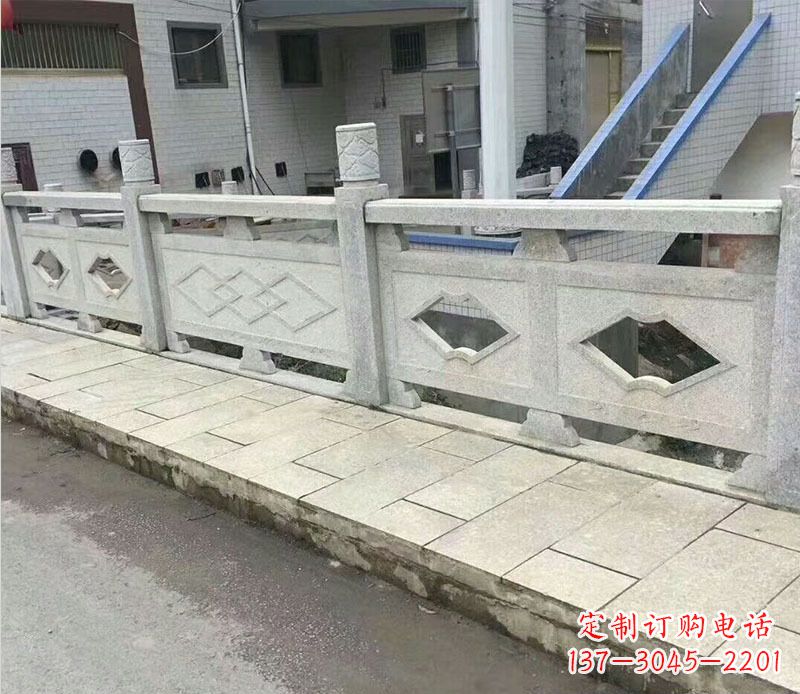 广州中领雕塑:让您的栏板石雕更加出彩