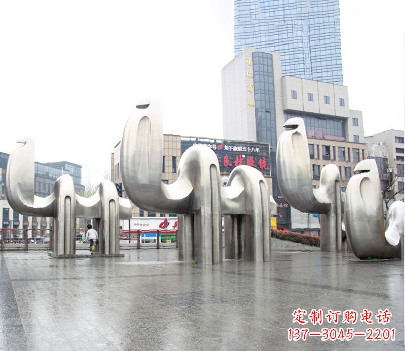 广州不锈钢骆驼雕塑,更添雅致风情