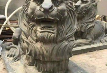 广州微笑洒脱，汇丰趴着的狮子铜雕