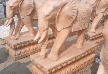 广州中领雕塑：大象雕塑吉祥如意
