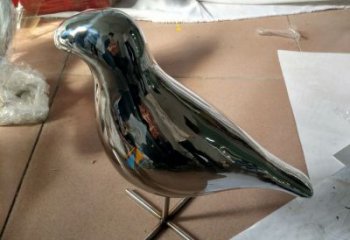 广州精致现代镜面不锈钢鸽子雕塑
