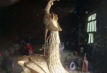 广州精美制作的孔雀雕塑