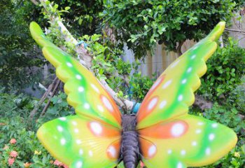 广州中领雕塑蝴蝶情缘彩绘雕塑，由专业艺术家制…