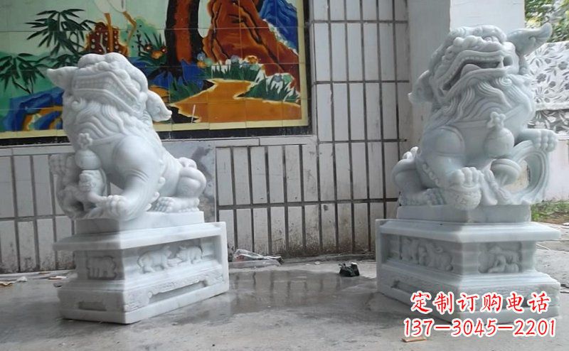 广州外观优雅的狮子石雕