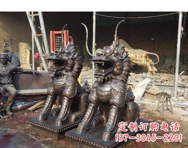 广州中领雕塑打造精美辟邪麒麟铜雕