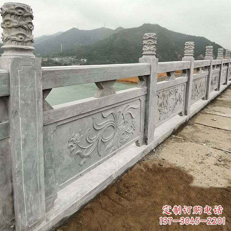 广州青石仿古栏板雕塑打造经典美学