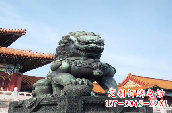 广州寺庙门口狮子铜雕