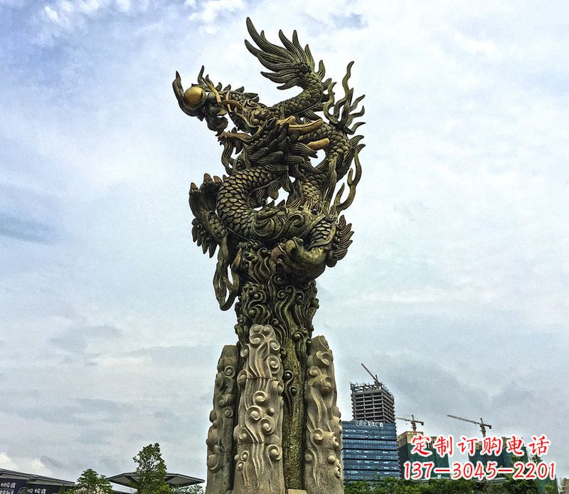 广州铜雕盘龙柱