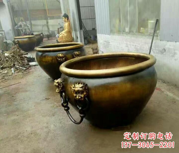 广州铜雕圆形荷花水缸雕塑 (2)
