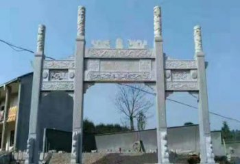 广州三门仿古牌坊石雕，精致雕刻典雅之美