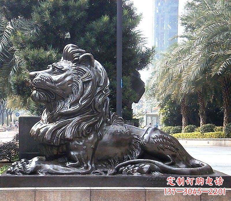 广州卧着的西洋狮看门狮子铜雕